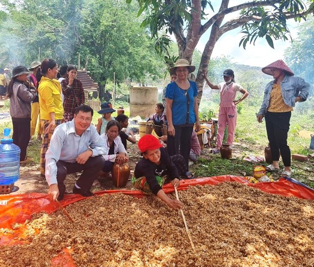 Thực hiện chính sách đầu tư phát triển kinh tế - xã hội đồng bào dân tộc Rơ Măm